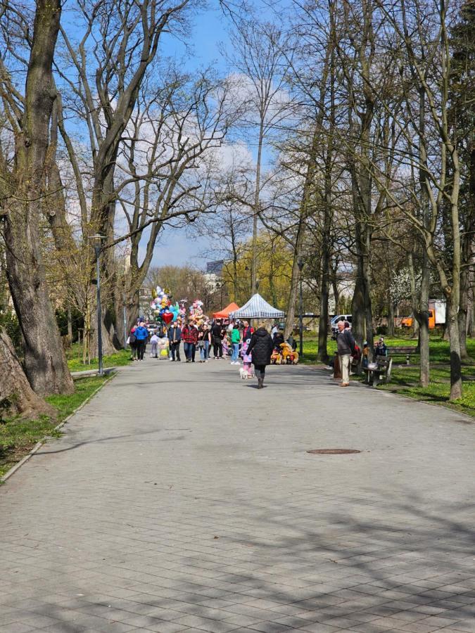 Apartament Central Park Kielce Exteriör bild